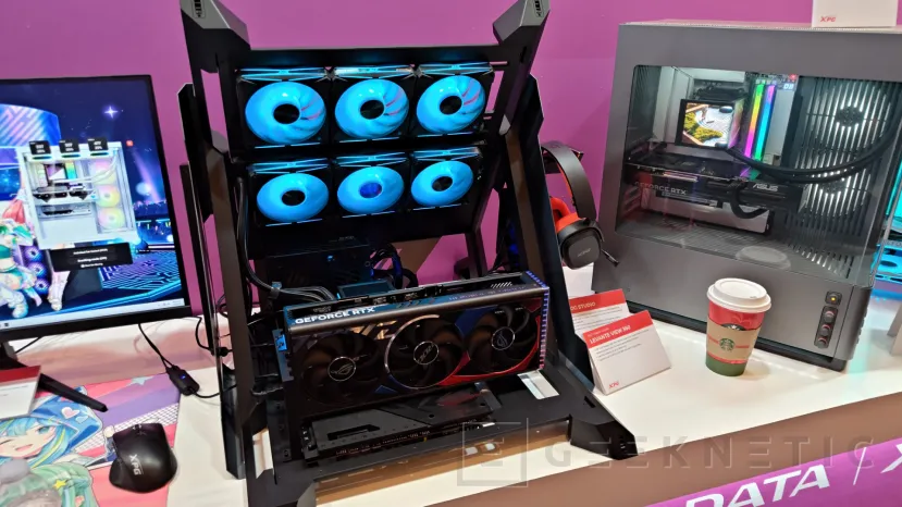 Geeknetic XPG sorprende con su caja DOCK abierta y personalizable con control inteligente de ventiladores capaces de invertir el flujo 1