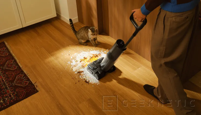 Geeknetic Roborock se desmelena en el CES 2026: robots que suben escaleras, fregado con rodillo y espuma, y un cortacésped con visión 360 y LiDAR 3