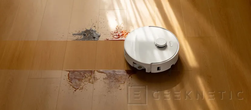 Geeknetic Roborock se desmelena en el CES 2026: robots que suben escaleras, fregado con rodillo y espuma, y un cortacésped con visión 360 y LiDAR 2