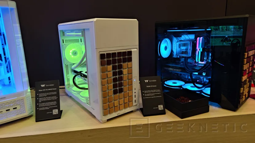Geeknetic Thermaltake añade cajas de mini y media torre con elegantes frontales en madera 6