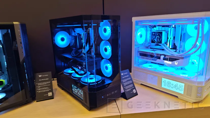 Geeknetic Thermaltake tiene nuevas cajas de su gama View con doble cámara y diseño con frontal Bay Window de cristal templado 1