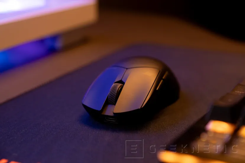 Geeknetic be quiet! entra en el terreno de los ratones gaming con la serie Dark Perk: 55 gramos y 8.000 Hz por 109 euros 2