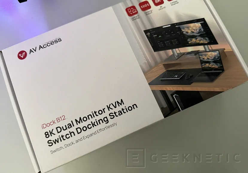 Geeknetic AV Access iDock B12 Review, el Dock Station definitivo con KVM para portátil y sobremesa gaming con carga, pantalla dual y conectividad de alta velocidad 1