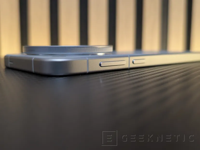 Geeknetic Vivo X500 Pro Max Review: un portento en fotografía con teleobjetivos Zeiss intercambiables que lleva la cámara móvil a otro nivel 8