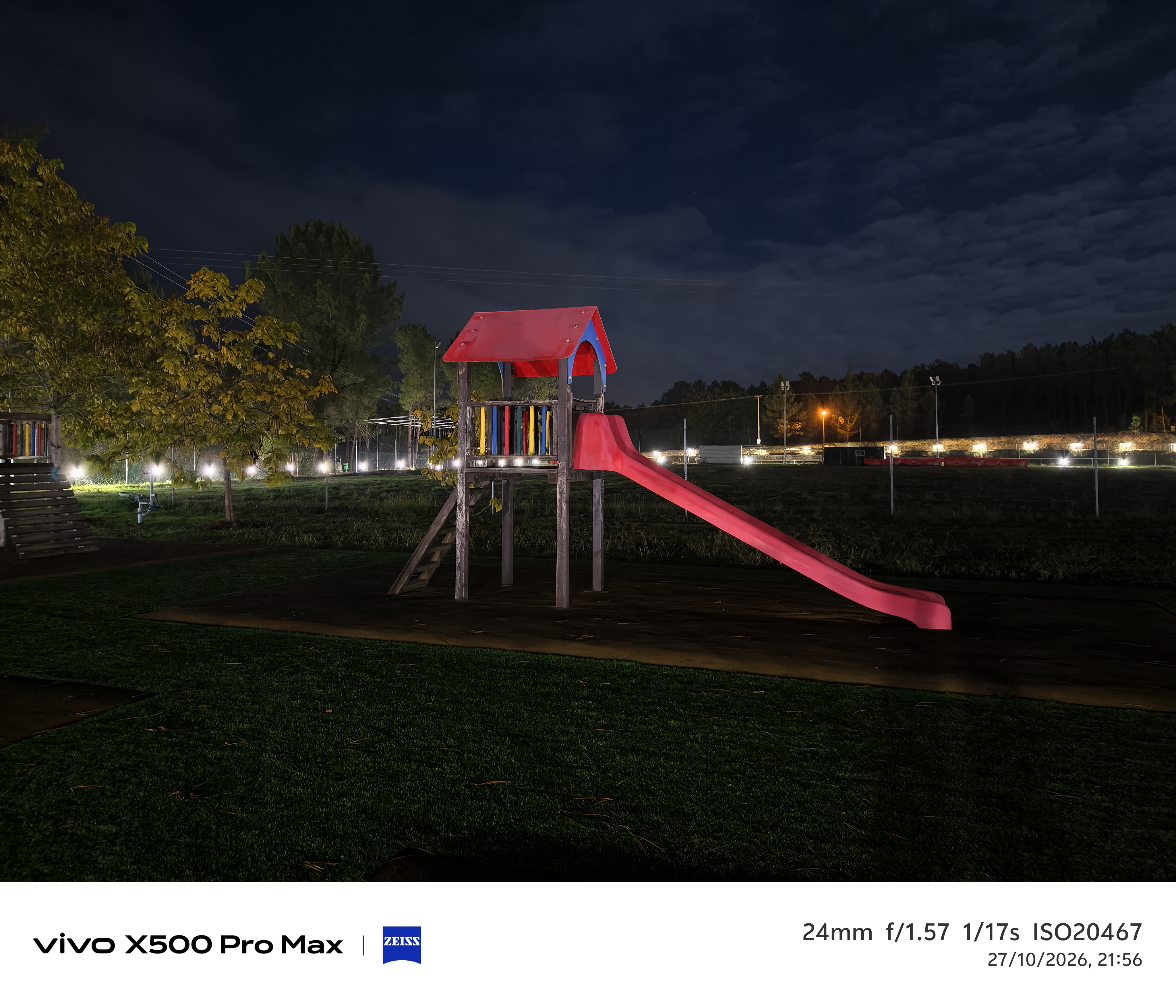 Geeknetic Vivo X500 Pro Max Review: un portento en fotografía con teleobjetivos Zeiss intercambiables que lleva la cámara móvil a otro nivel 57