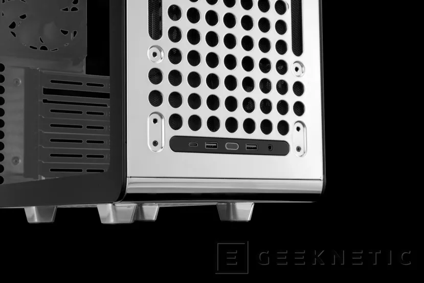 Geeknetic Cooler Master presenta la caja CUBE 540 Stainless Steel Special Edition, una versión con materiales premium de su CUBE 540 4