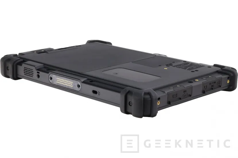 Geeknetic AAEON presenta la tablet rugerizada RTC-1030 que cuenta con batería intercambiable en caliente 4