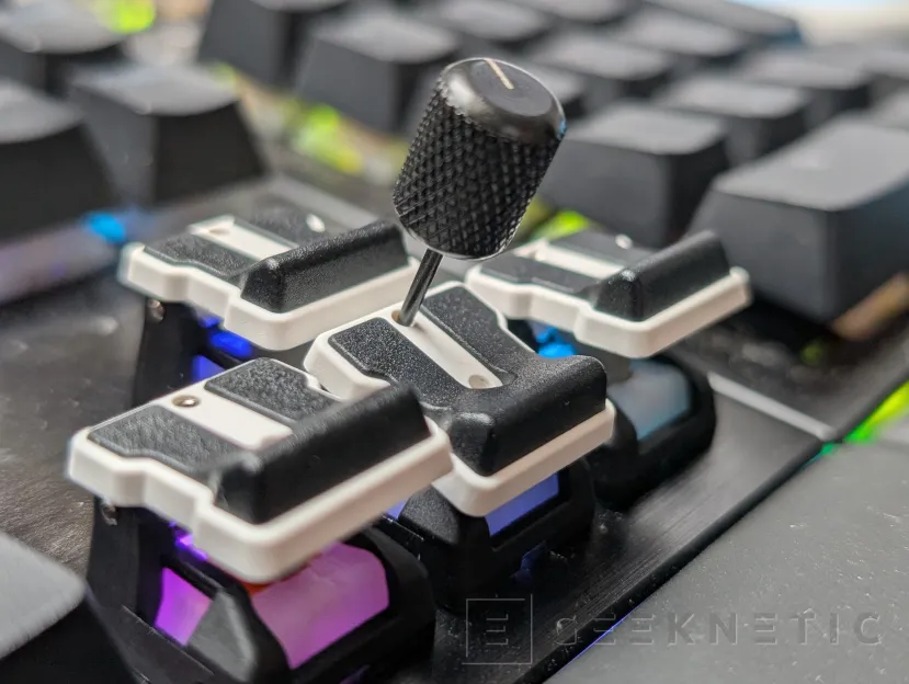 Geeknetic GMK TriggerKey Review: cambia el punto de actuación de tus teclas sin cambiar los interruptores 7