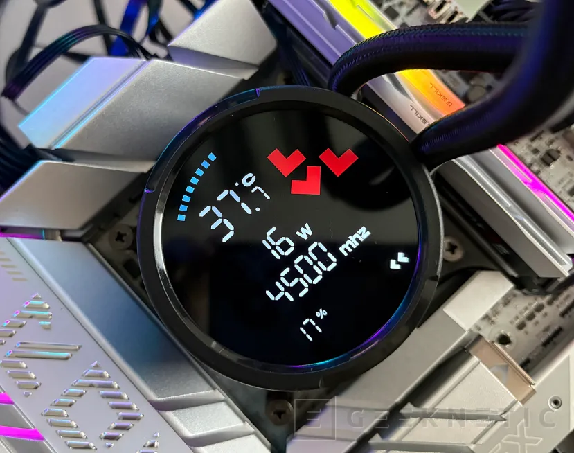 Geeknetic Levelplay COMBAT LIQUID 360 HUD Review 15