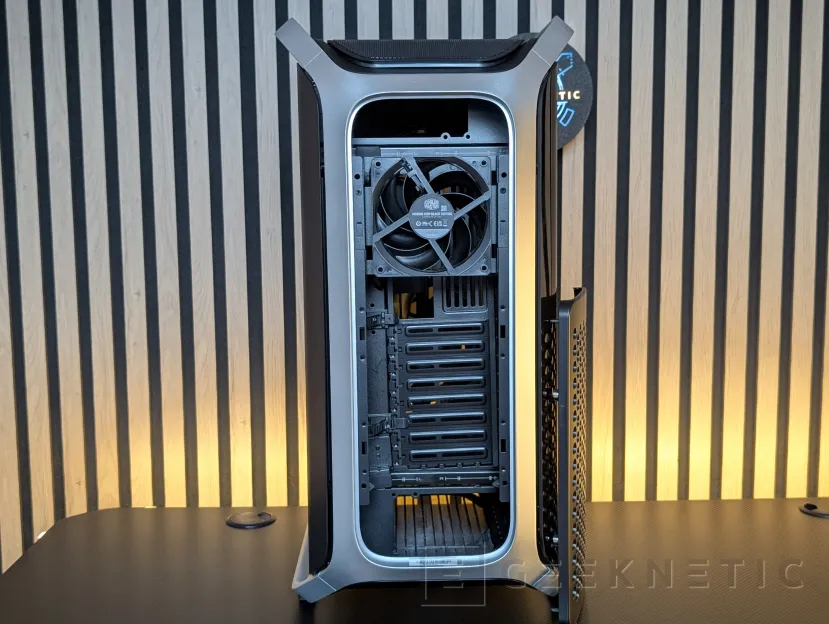 Geeknetic Cooler Master Cosmos Alpha Review 8