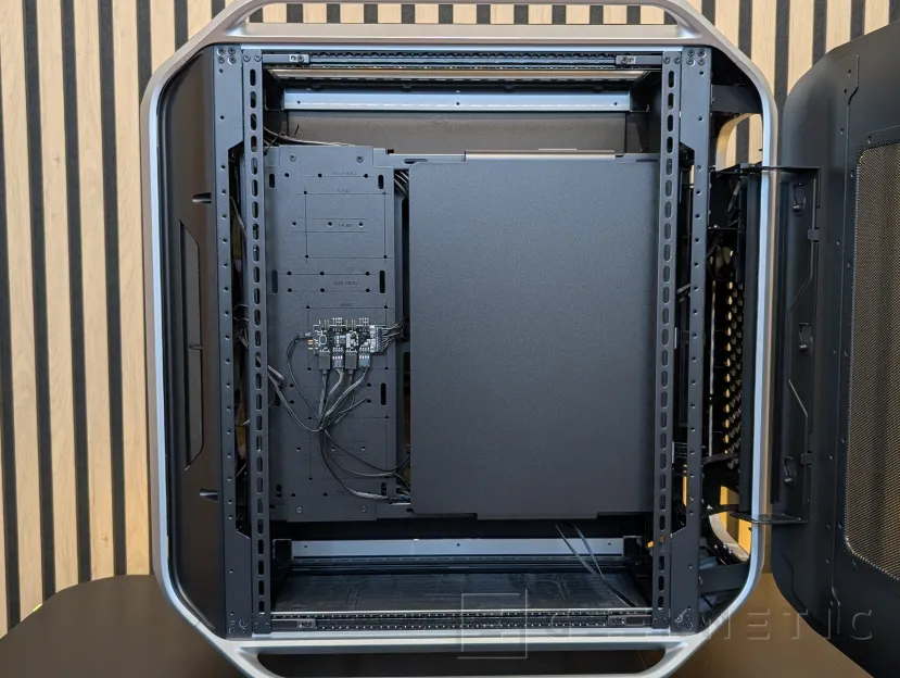 Geeknetic Cooler Master Cosmos Alpha Review 11