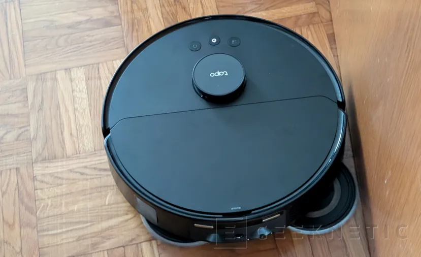 Geeknetic El Robot Aspirador Definitivo. El Tapo RV50 Pro Omni redefine lo que significa "limpieza automática" 6
