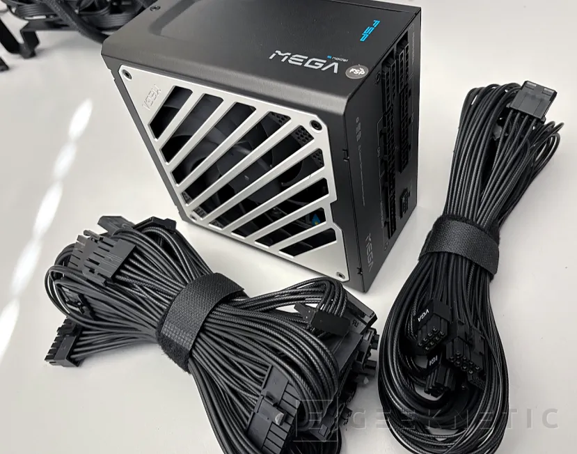Geeknetic FSP MEGA GM 1200W Review 3