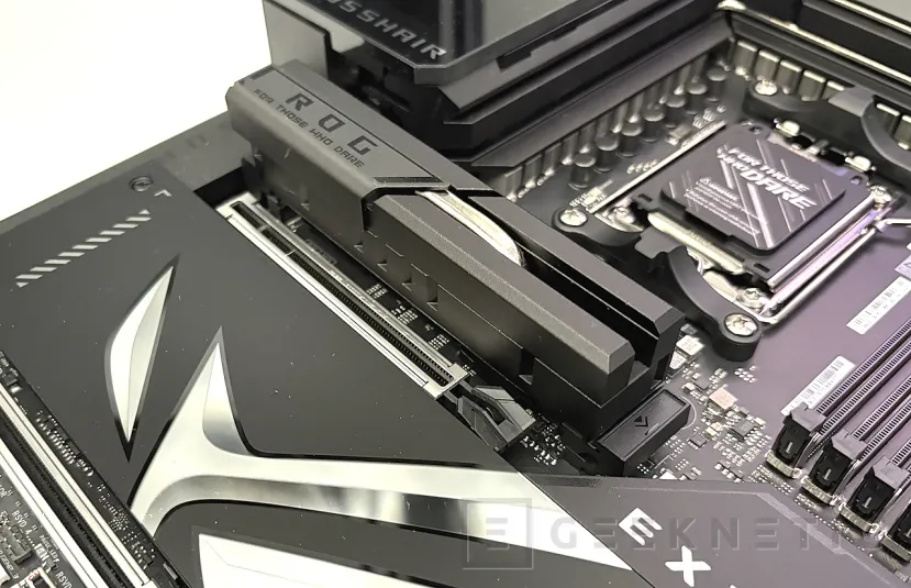 Geeknetic ASUS ROG CROSSHAIR X870E EXTREME Review 9