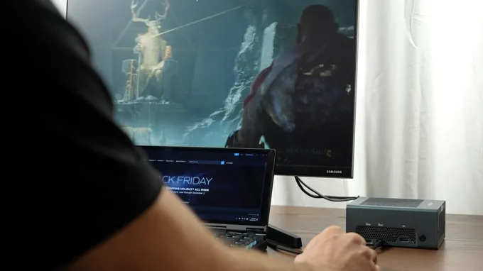 Geeknetic Aparece para Crowfunding un PC del tamaño de un teclado con un AMD Ryzen AI 9 HX 370 y los usuarios cuestionan la viavilidad del proyecto 3