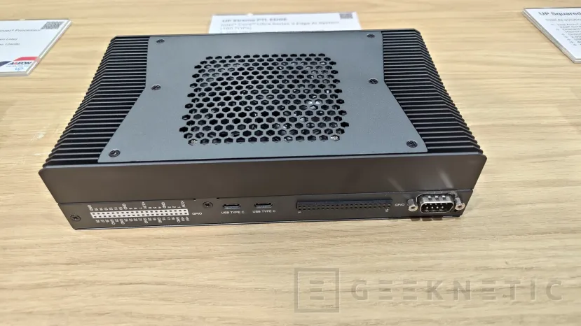 Geeknetic Los Intel Core Ultra X3 Series se cuelan en el AAEON UP Xtreme PTL Edge para ofrecer hasta 180 TOPs en IA 1