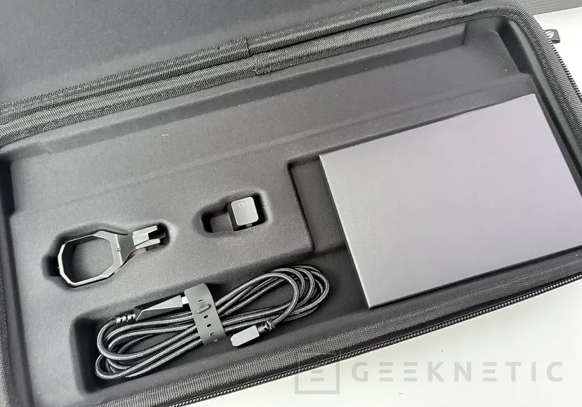 Geeknetic ASUS ROG Falchion Ace 75 HE Review 4