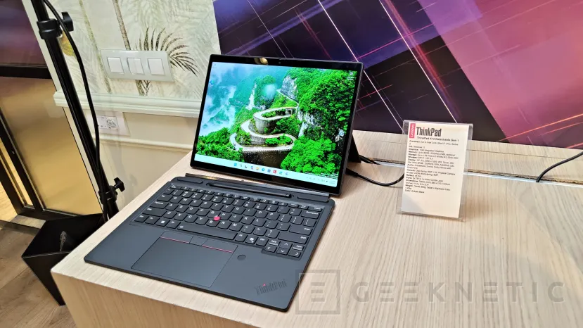 Geeknetic Lenovo amplía sus soluciones portátiles profesionales "Think" con tablets rugerizadas, portátiles de alta reparabilidad, convertibles y mucho más 4