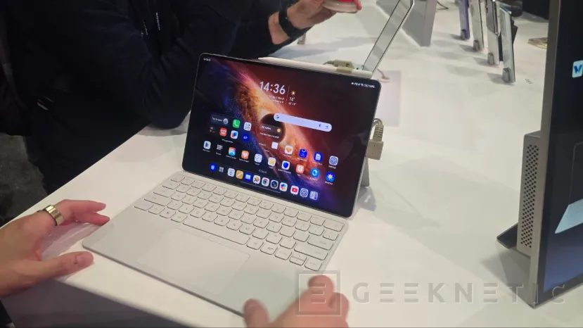 Geeknetic La nueva tablet HONOR MagicPad 4 llega desde 599 euros con solo 4,8 mm de grosor y un Snapdragon 8 Gen 5 1