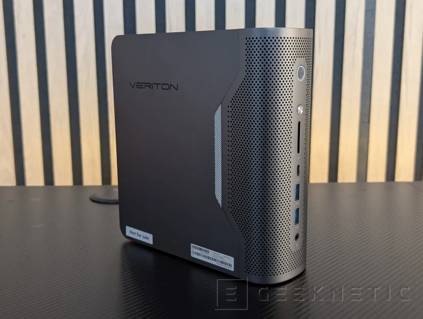 Geeknetic Acer Veriton RA100 AI Mini Workstation Review 2