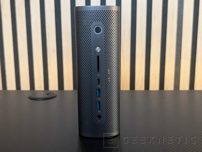 Geeknetic Acer Veriton RA100 AI Mini Workstation Review 36