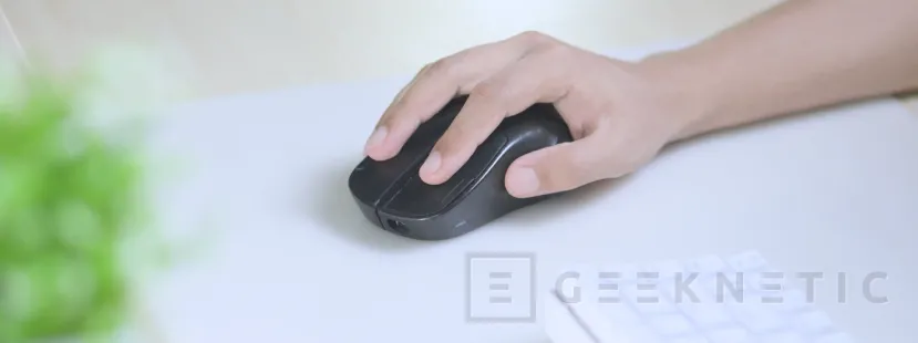 Geeknetic Pixelpaw presenta Phase: un mando que se divide en dos y también funciona como ratón 1