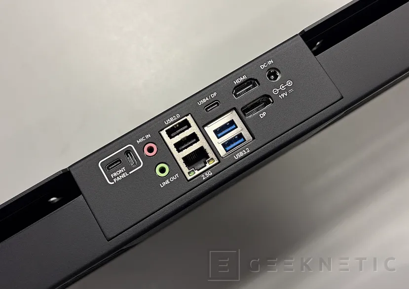 Geeknetic Arctic Senza AI 370 Review 7
