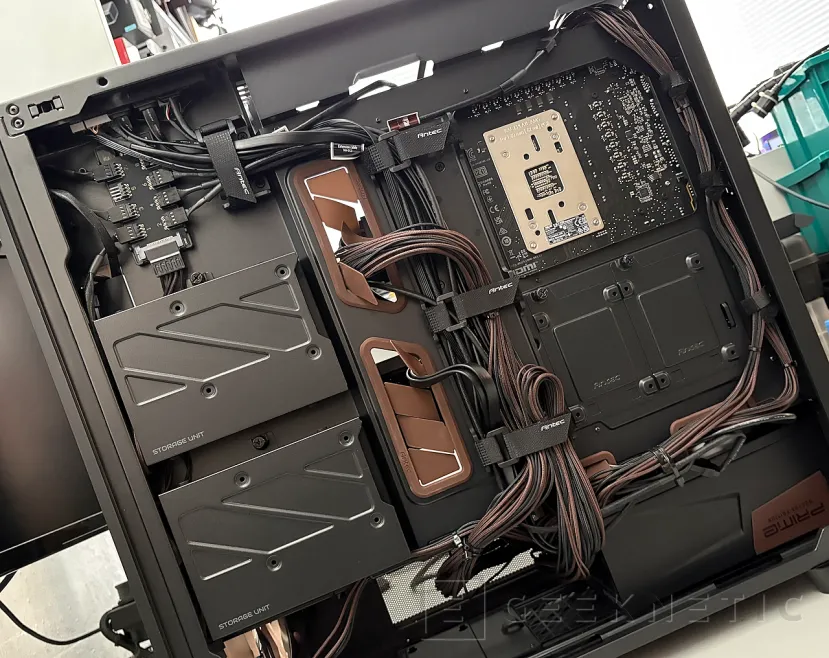 Geeknetic Antec Flux Pro Noctua Edition Review 24