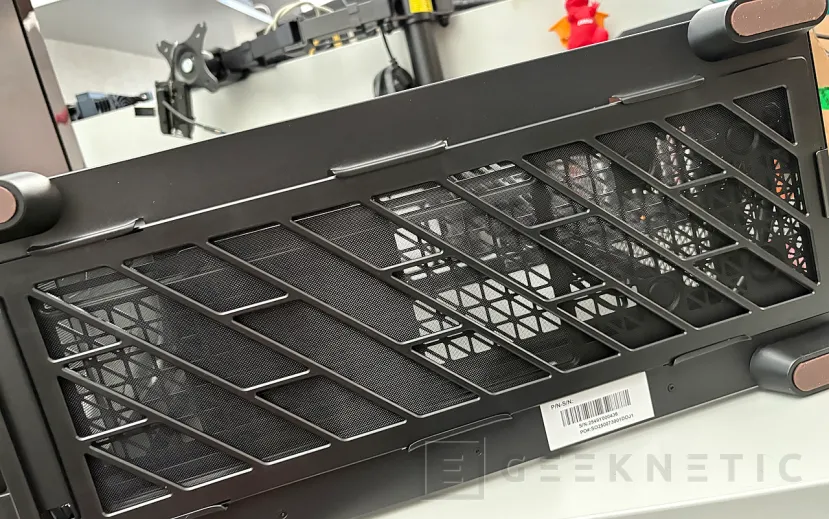 Geeknetic Antec Flux Pro Noctua Edition Review 19