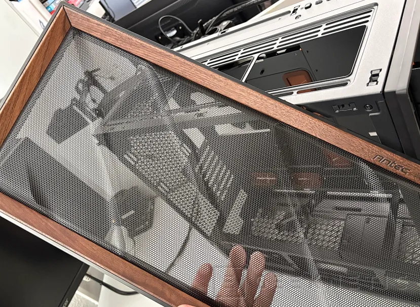 Geeknetic Antec Flux Pro Noctua Edition Review 20