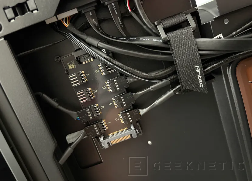 Geeknetic Antec Flux Pro Noctua Edition Review 16