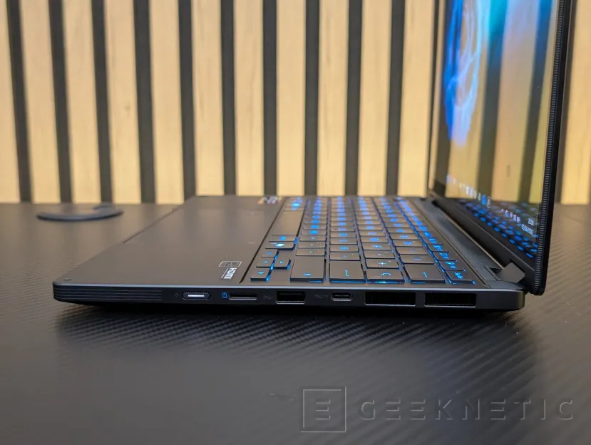 Geeknetic ASUS ProArt GoPro Edition PX13 Review 3