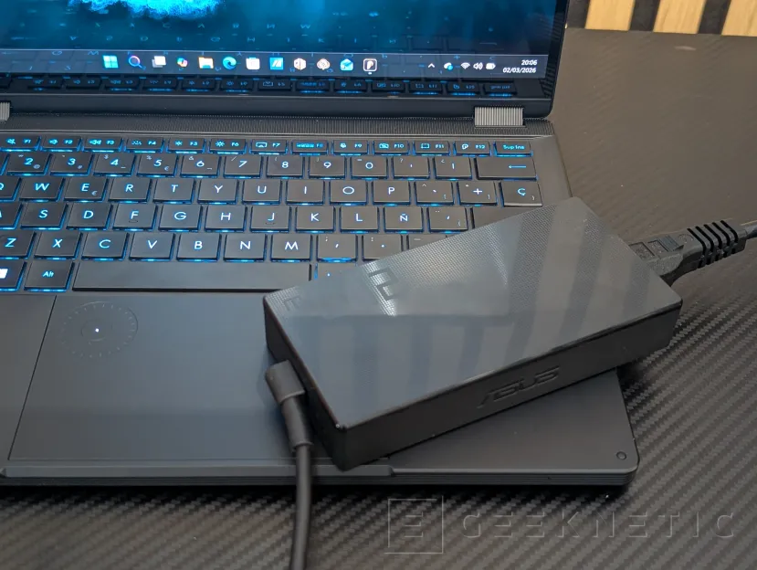 Geeknetic ASUS ProArt GoPro Edition PX13 Review 19