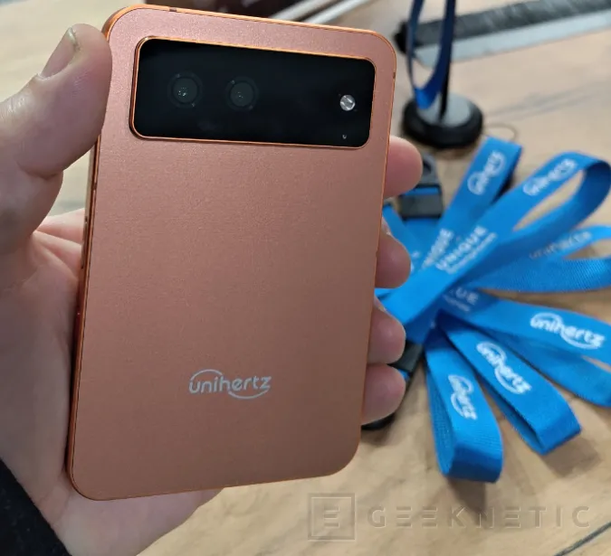 Geeknetic El sucesor espiritual de BlackBerry ya está en Kickstarter: así es el Unihertz Titan 2 Elite con Android 16 2