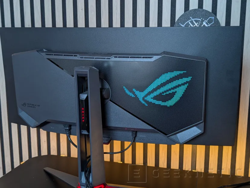 Geeknetic ASUS ROG Swift OLED PG34WCDN review: el mejor monitor gaming que hemos probado, ultrapanorámico, QD-OLED y 360 Hz 5