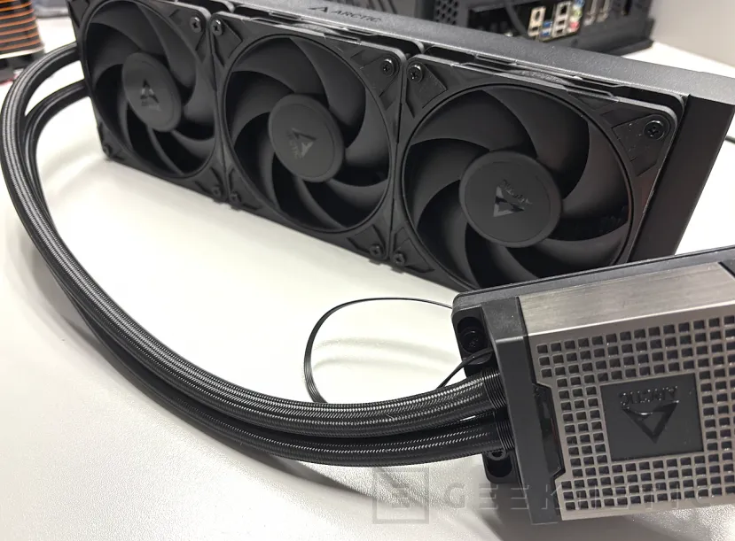 Geeknetic Arctic Liquid Freezer WS360-SP6 Review: una AIO para EPYC y Threadripper que sorprende por precio 21