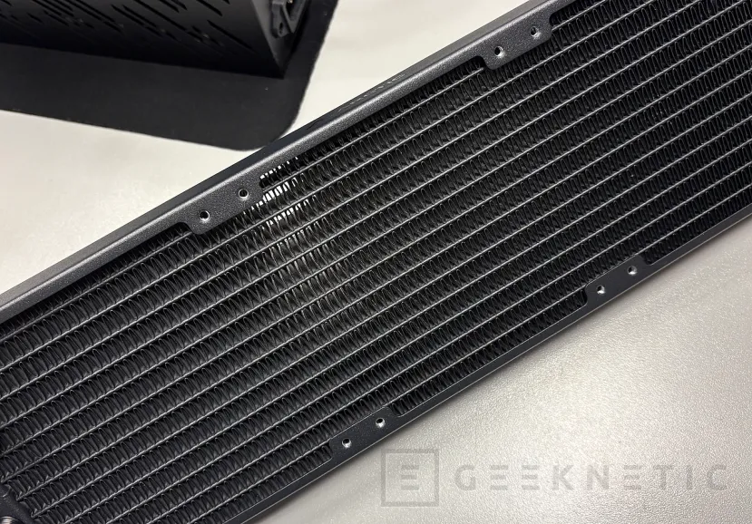 Geeknetic Arctic Liquid Freezer WS360-SP6 Review: una AIO para EPYC y Threadripper que sorprende por precio 5