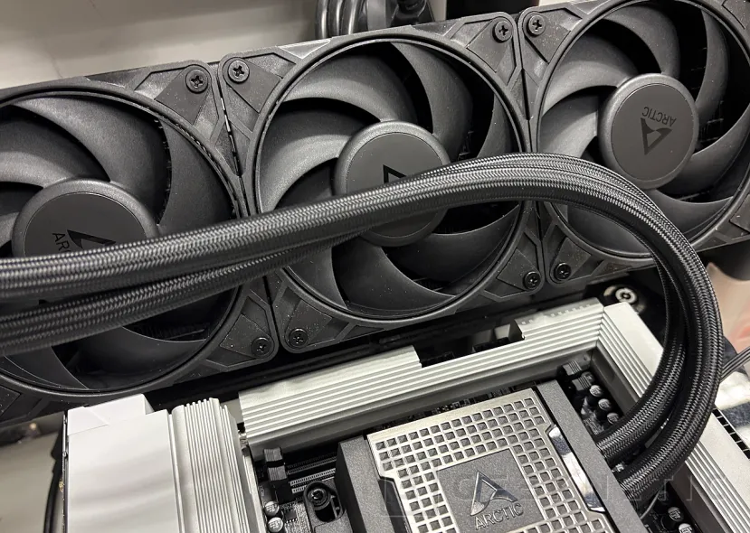 Geeknetic Arctic Liquid Freezer WS360-SP6 Review: una AIO para EPYC y Threadripper que sorprende por precio 6