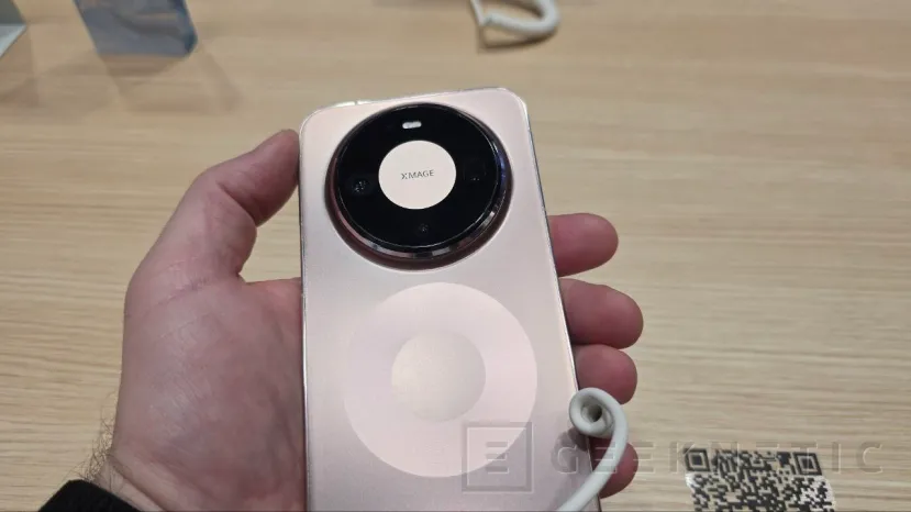 Geeknetic HUAWEI trae al MWC26 su tope de gama Mate 80 Pro, XMAGE para fotografías con colores reales 4