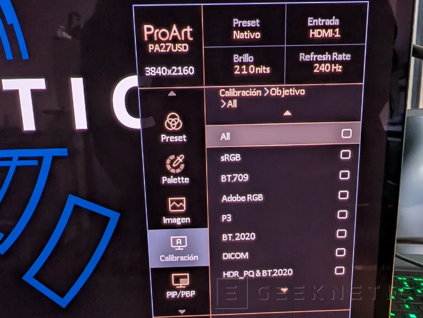 Geeknetic ASUS ProArt Display OLED PA27USD Review: Monitor profesional con panel QD-OLED 4K de 240 Hz y soporte avanzado HDR 20