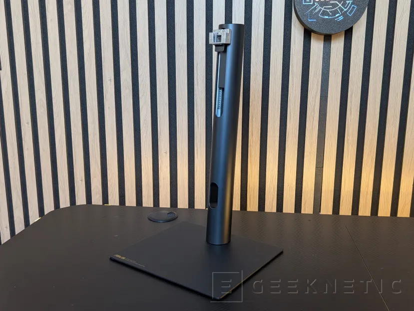 Geeknetic ASUS ProArt Display OLED PA27USD Review: Monitor profesional con panel QD-OLED 4K de 240 Hz y soporte avanzado HDR 4