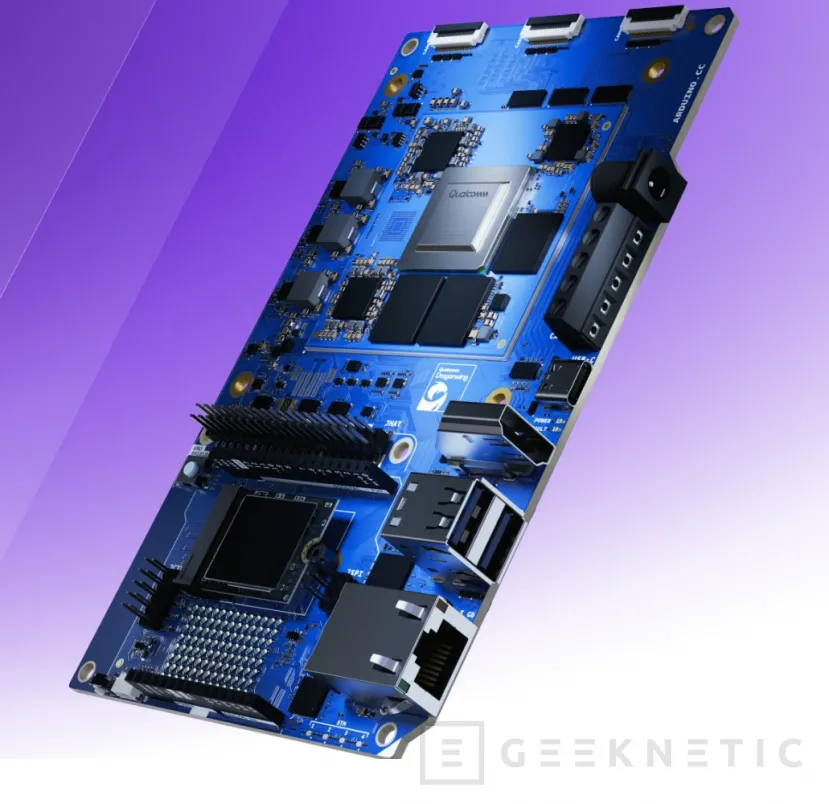 Geeknetic Arduino presenta la nueva VENTUNO Q con Qualcomm Dragonwing IQ8 para llevar la IA generativa al edge 1