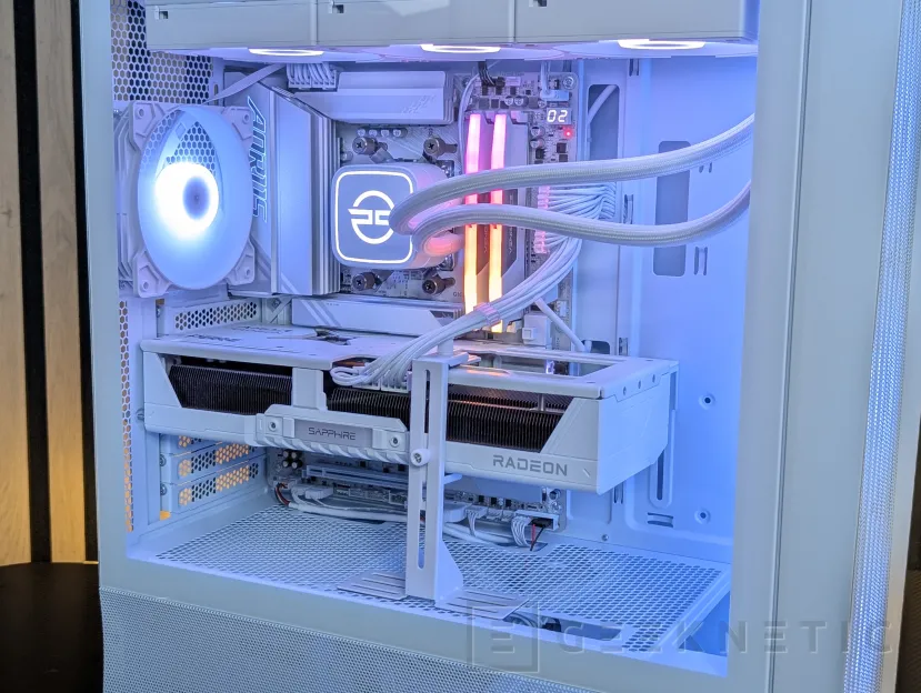 Geeknetic PCSpecialist Topaz Ultra R Review: el PC con el mejor procesador gaming y un SSD que vuela a 14,7 GB/s 4