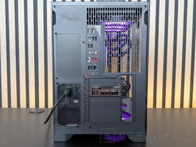 Geeknetic Fractal Design Pop 2 Vision Review: diseño panorámico con 4 ventiladores ARGB por menos de 100 euros 21