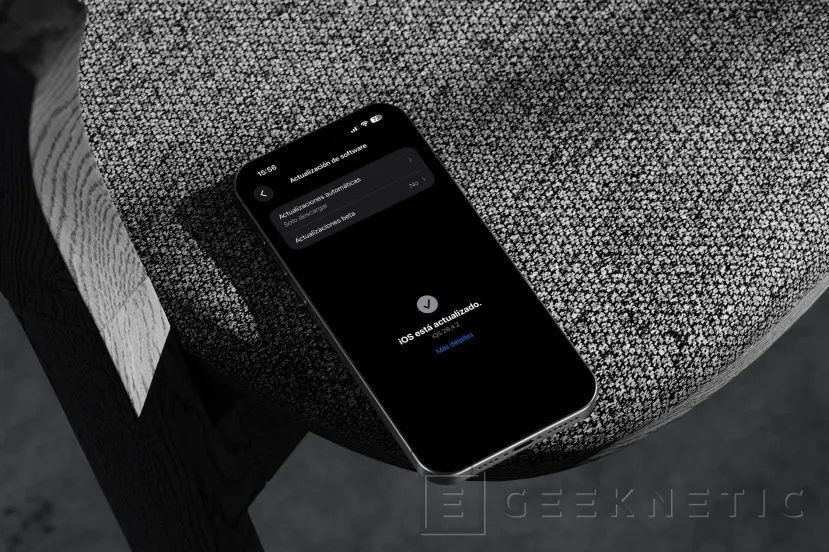 Geeknetic Apple corrige en iOS 26.4.2 un fallo que podía dejar rastros de notificaciones ya borradas 1
