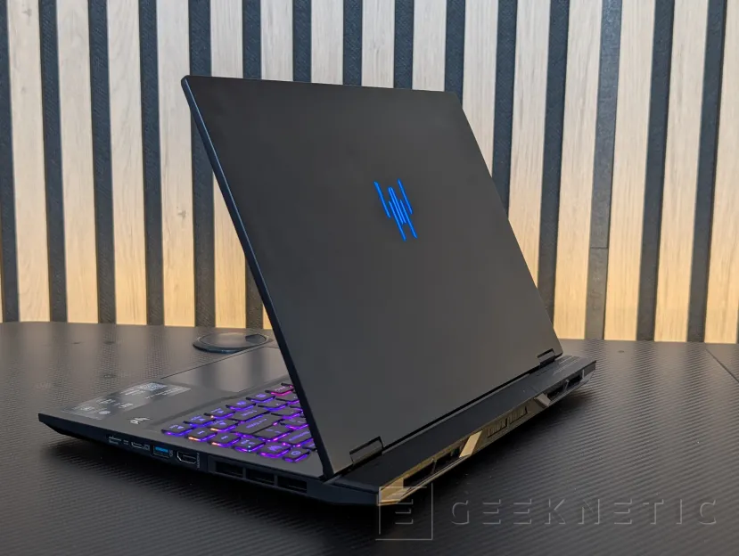 Geeknetic Acer Predator Helios Neo 14 AI Review. Potencia Gaming en formato compacto 2
