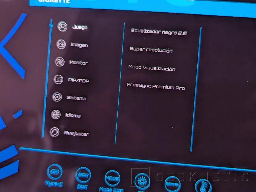 Geeknetic Gigabyte MO27U2 Review: el QD-OLED más barato que hemos probado ofrece un panel 4K y 240Hz 10