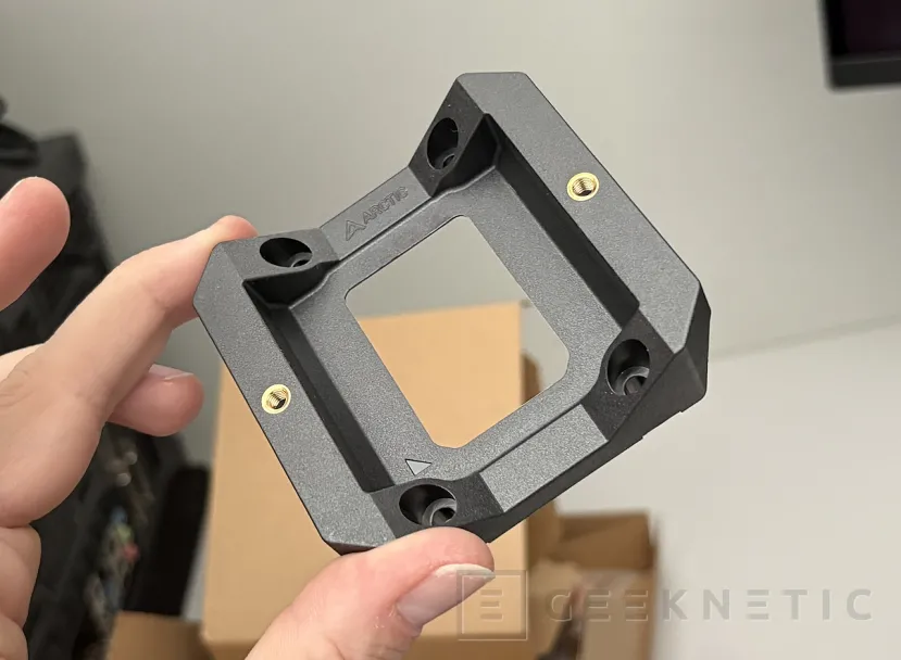 Geeknetic Arctic Freezer 36-S Review: diseño simple y funcional impulsado por el potente ventilador Arctic P12 Pro 11