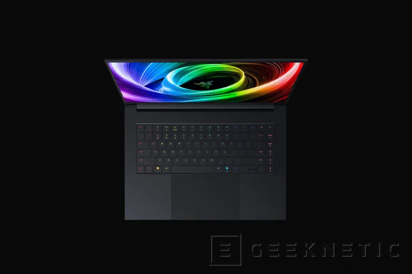 Geeknetic El Razer Blade 16 ya se vende con 64 GB de la RAM LPDDR5X más rápida disponible en portátiles: llega en dos versiones con RTX 5080 y RTX 5090 3