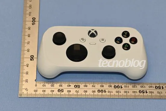 Geeknetic El nuevo mando compacto de Xbox con WiFi 6 se filtra: así quiere Microsoft acabar con la latencia del cloud gaming sin necesidad de un nuevo hardware 1